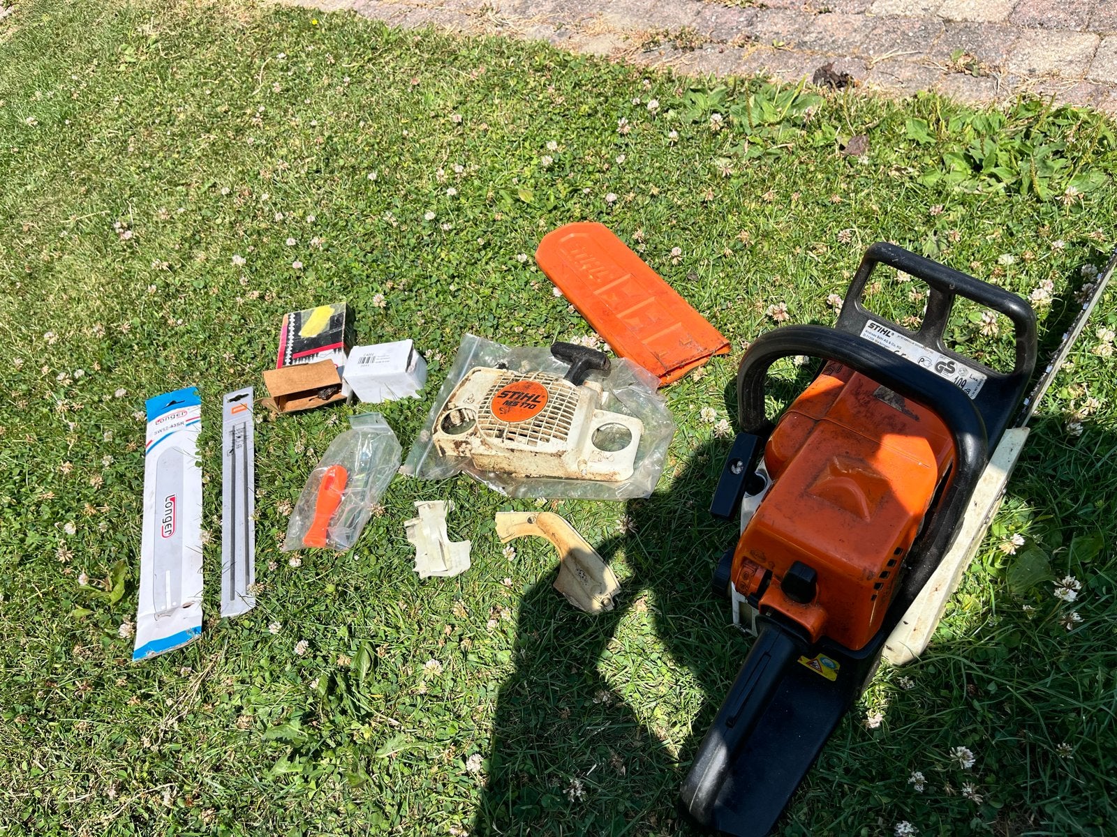 Stihl MS 170 Kettingzaag met accessoires, Ophalen of Verzenden, Gebruikt, 20 t/m 29 mm