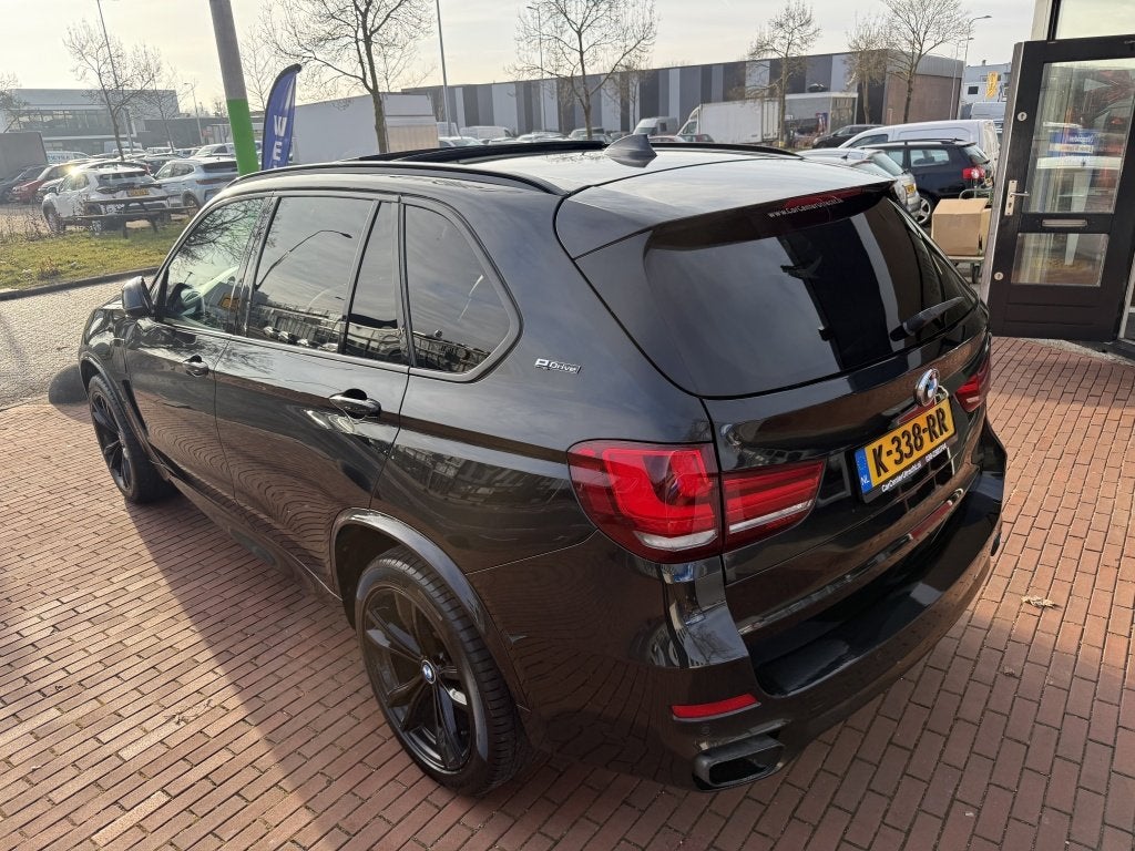 BMW X5 xDrive40e iPerformance High Executive (bj 2017), Auto's, BMW, Automatische klimaatregeling, Gebruikt, 4 cilinders, Zwart