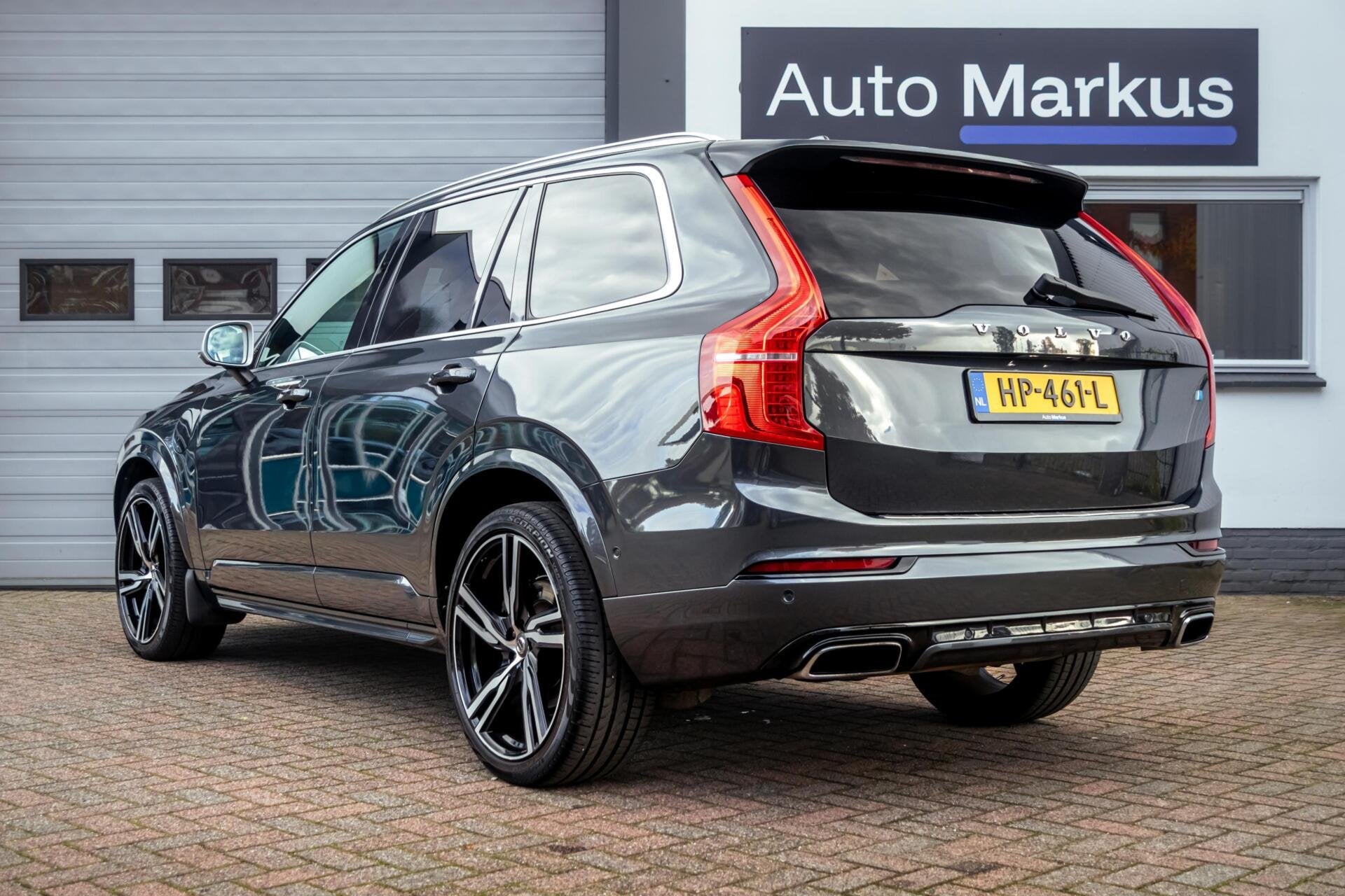 Volvo XC90 2.0 T8 Twin Engine AWD R-Design|Pano|B&W|HUD|Trek, Auto's, Gebruikt, Euro 6, 1969 cc, 320 pk