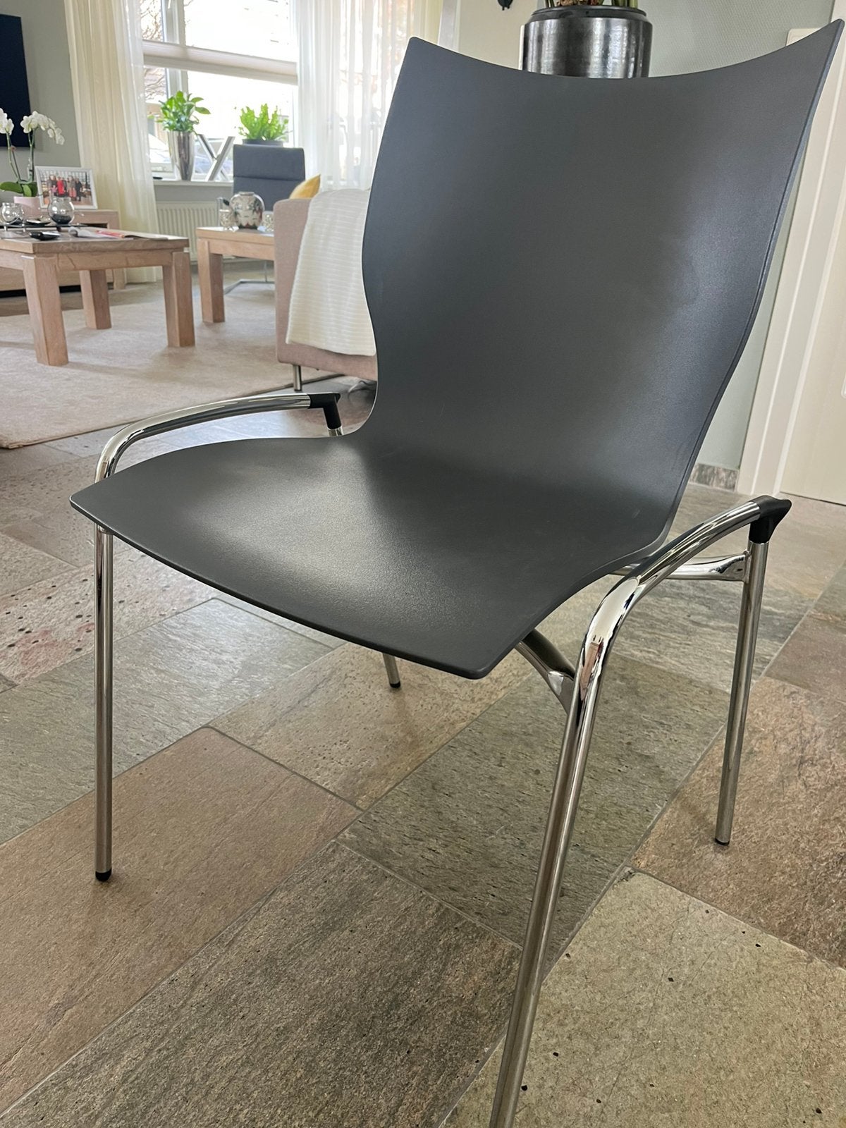 Casala Lynx stoel ( stapelbaar), Ophalen, Zo goed als nieuw, Grijs, Vijf, Zes of meer stoelen