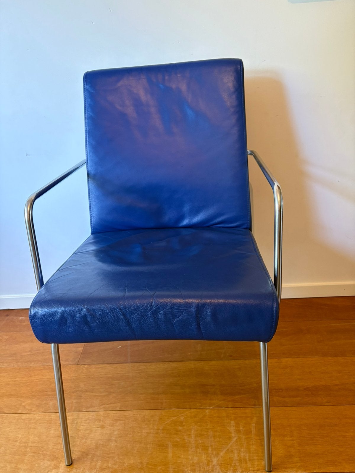 Set van 4 blauwleren Harvink (eetkamertafel) stoelen, Ophalen, Zo goed als nieuw, Blauw, Leer