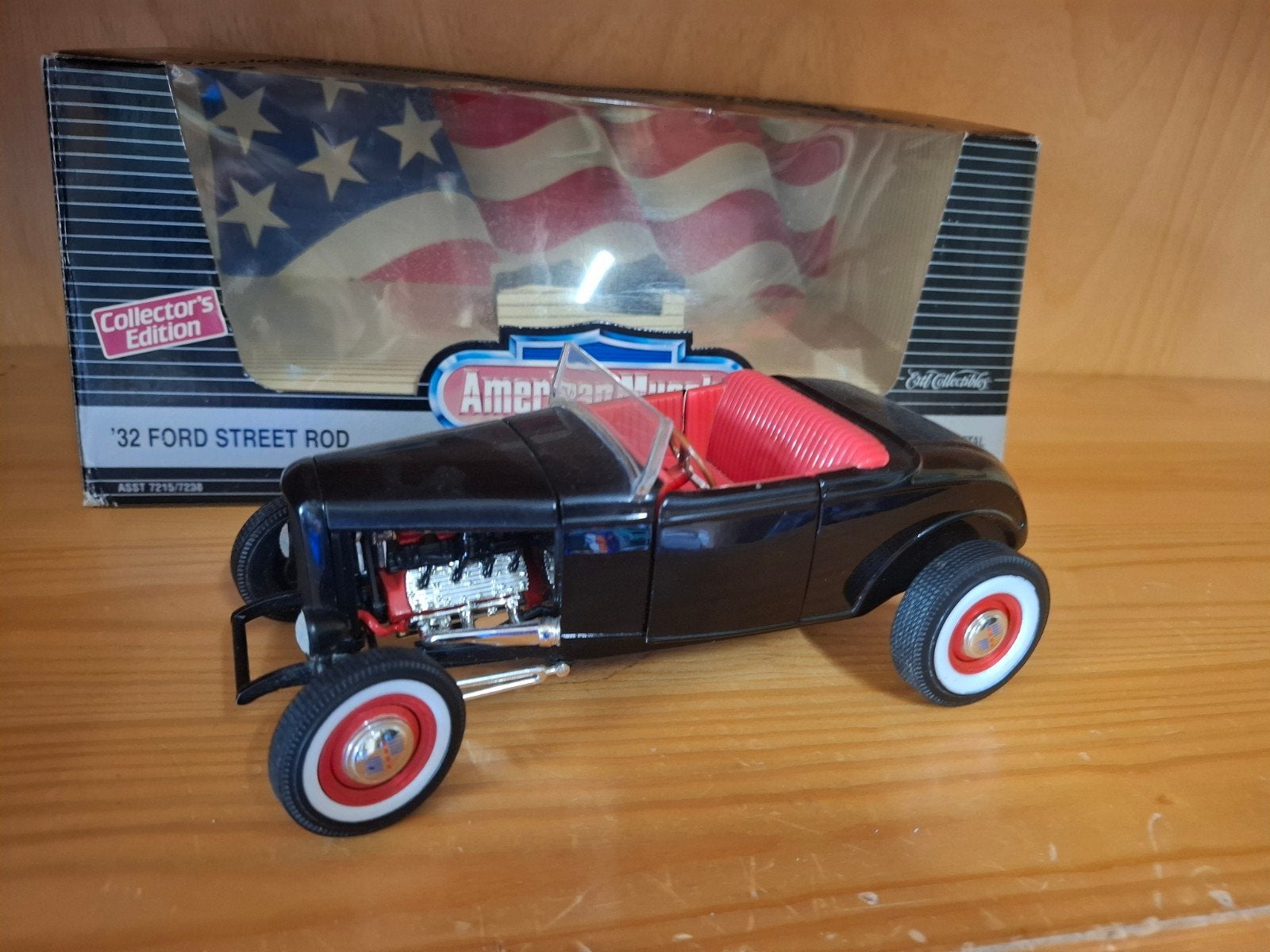 ERTL 1:18 Ford 1932 Hot Rod Diecast Model, Ophalen of Verzenden, Zo goed als nieuw, Auto, ERTL