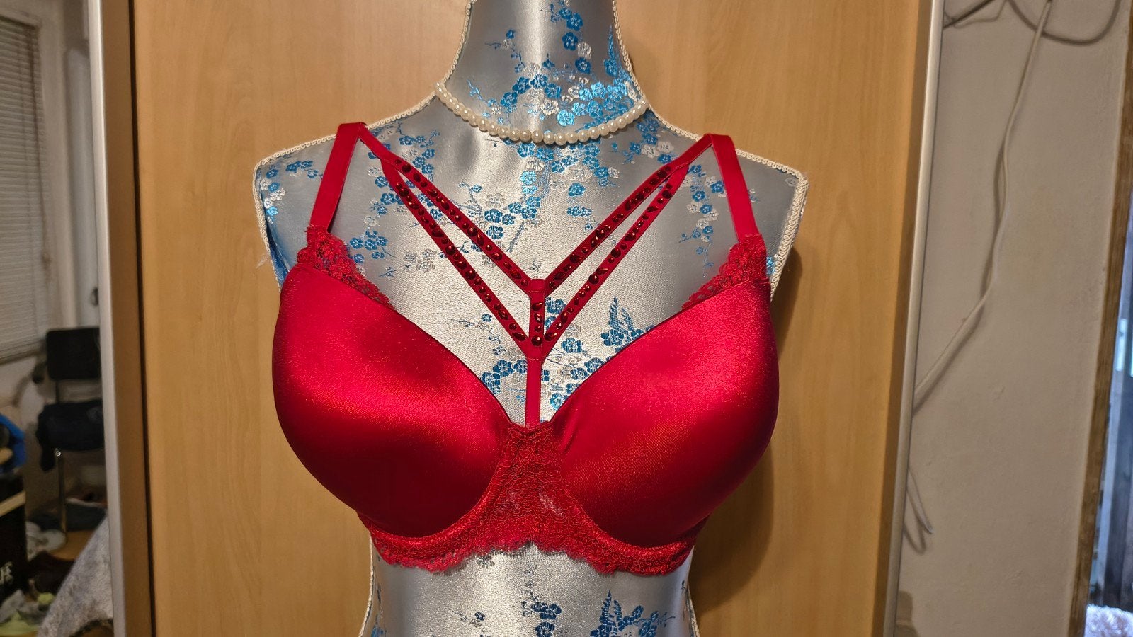 Sapph Rode BH met Strass en Kant - Maat 80E, Sapph, Ophalen of Verzenden, Rood, BH