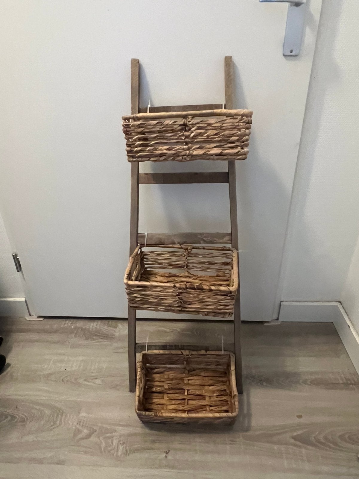 Wooden storage baskets for storage, Ophalen, Zo goed als nieuw