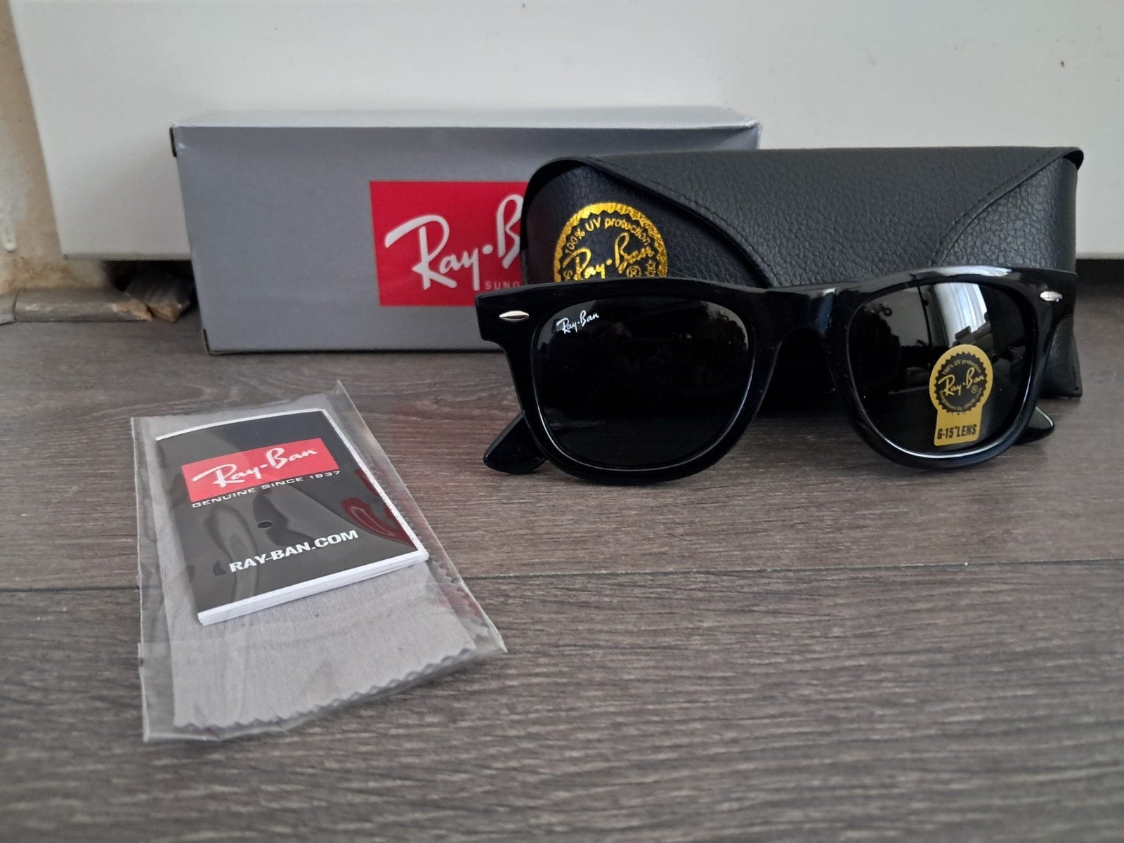 Ray-Ban zonnebril - perfecte staat met doekje en handleiding, Sieraden, Tassen en Uiterlijk, Zonnebrillen en Brillen | Dames, Ophalen of Verzenden