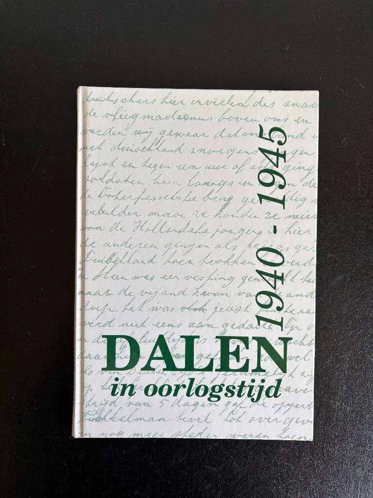 H.D. Minderhoud - Dalen in oorlogstijd - 1995, Tweede Wereldoorlog, H.D. Minderhoud, Ophalen of Verzenden, Zo goed als nieuw
