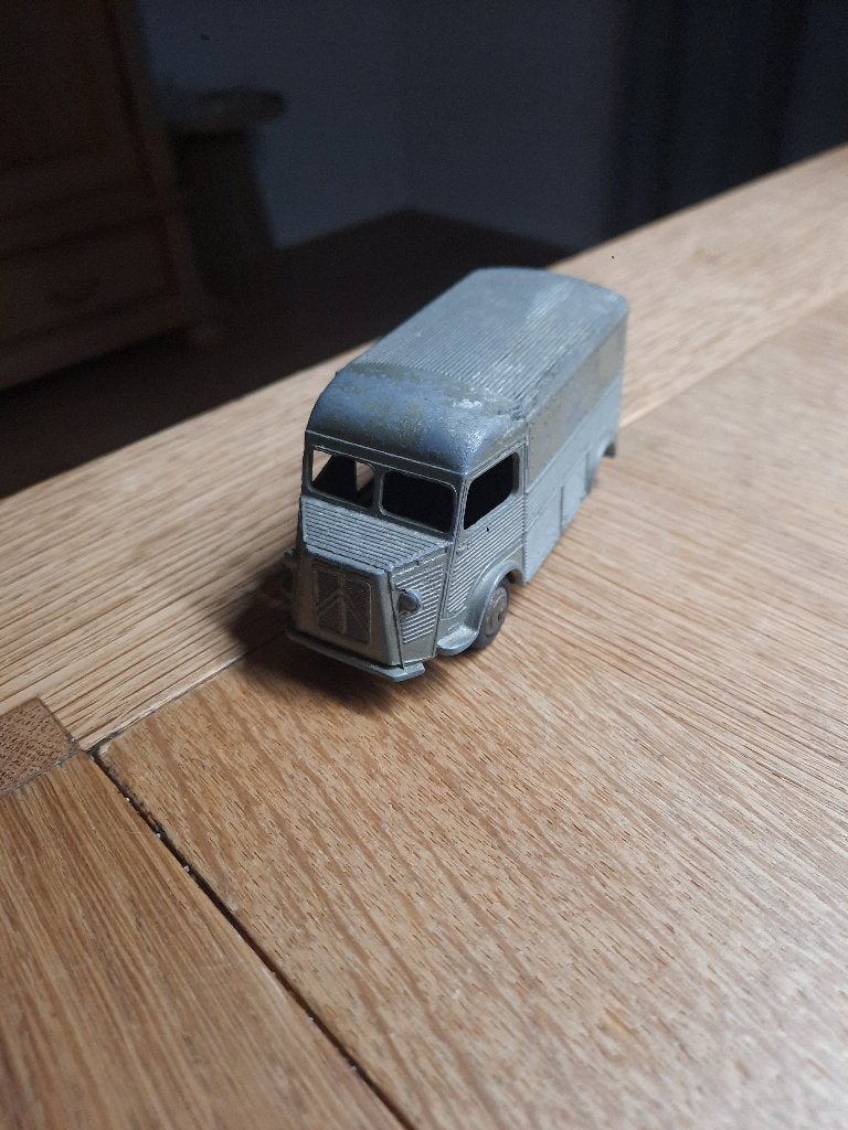 Dinky Toys.  Citroen 1200 K. 25C, Ophalen of Verzenden, Gebruikt, Auto, Dinky Toys