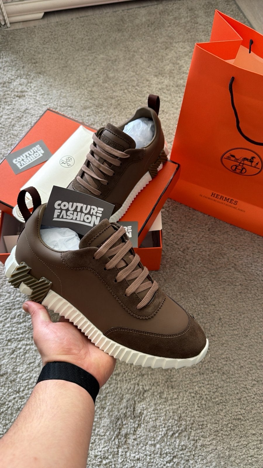 Hermes schoenen bruin, Ophalen of Verzenden, Zo goed als nieuw, Bruin