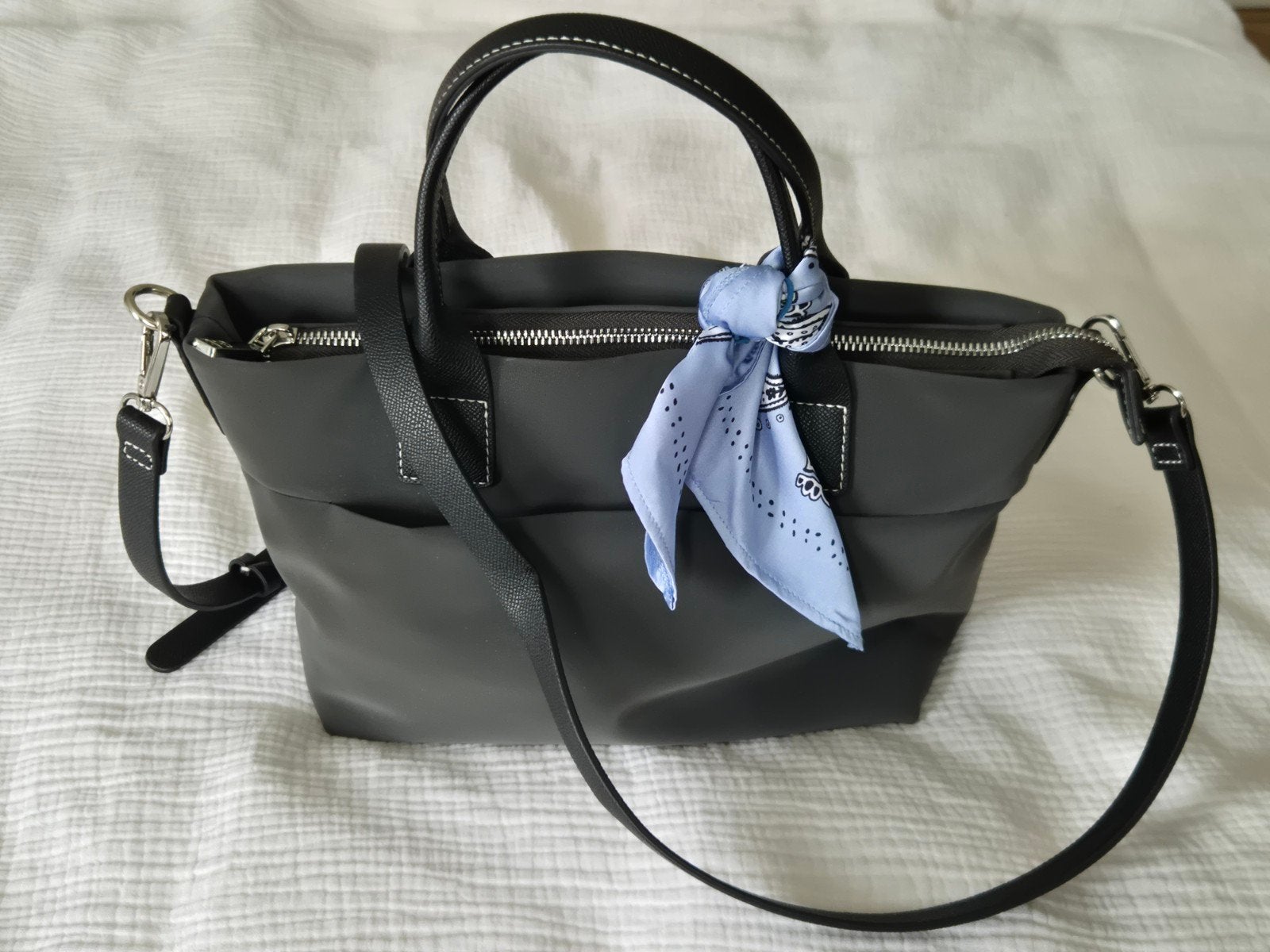 Nieuwe grijze handtas Parfois van PU leer - 35x20 cm, Ophalen of Verzenden, Nieuw, Grijs, Handtas