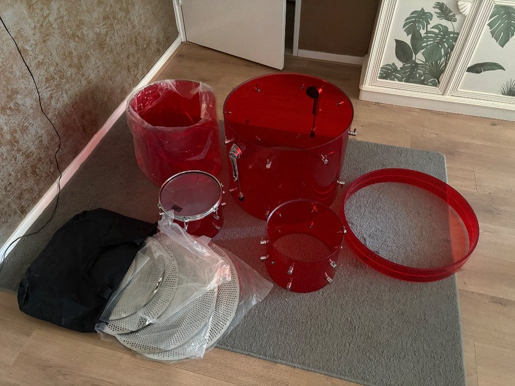 Acrylic Drumset Ruby red Shellset Seamles, Muziek en Instrumenten, Drumstellen en Slagwerk, Ophalen, Zo goed als nieuw, Overige merken