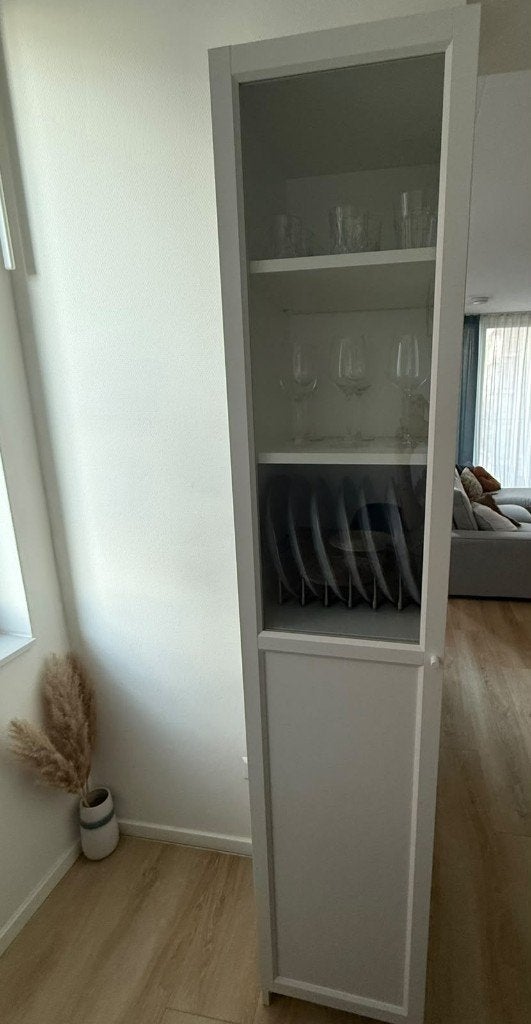 Ikea Billy bookcase with glass door, Ophalen, Minder dan 50 cm, Met deur(en), Zo goed als nieuw