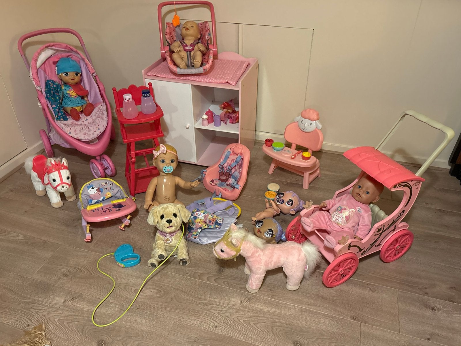 Grote Baby Born collectie met accessoires en poppen, Kinderen en Baby's, Ophalen, Zo goed als nieuw, Babypop