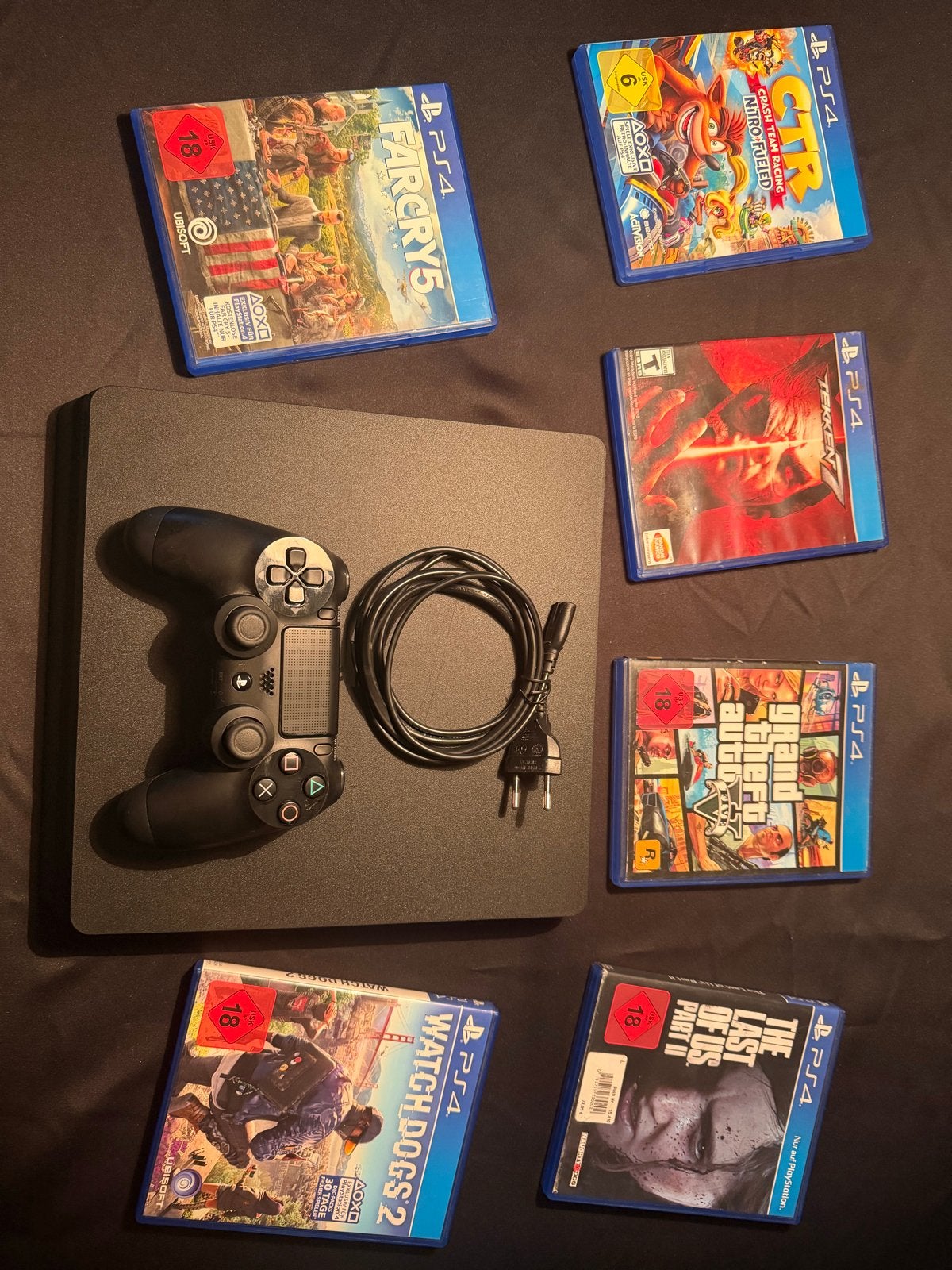 PS4 Slim 1TB in great condition with 6 games, Spelcomputers en Games, Shooter, 1 speler, Ophalen of Verzenden, Zo goed als nieuw