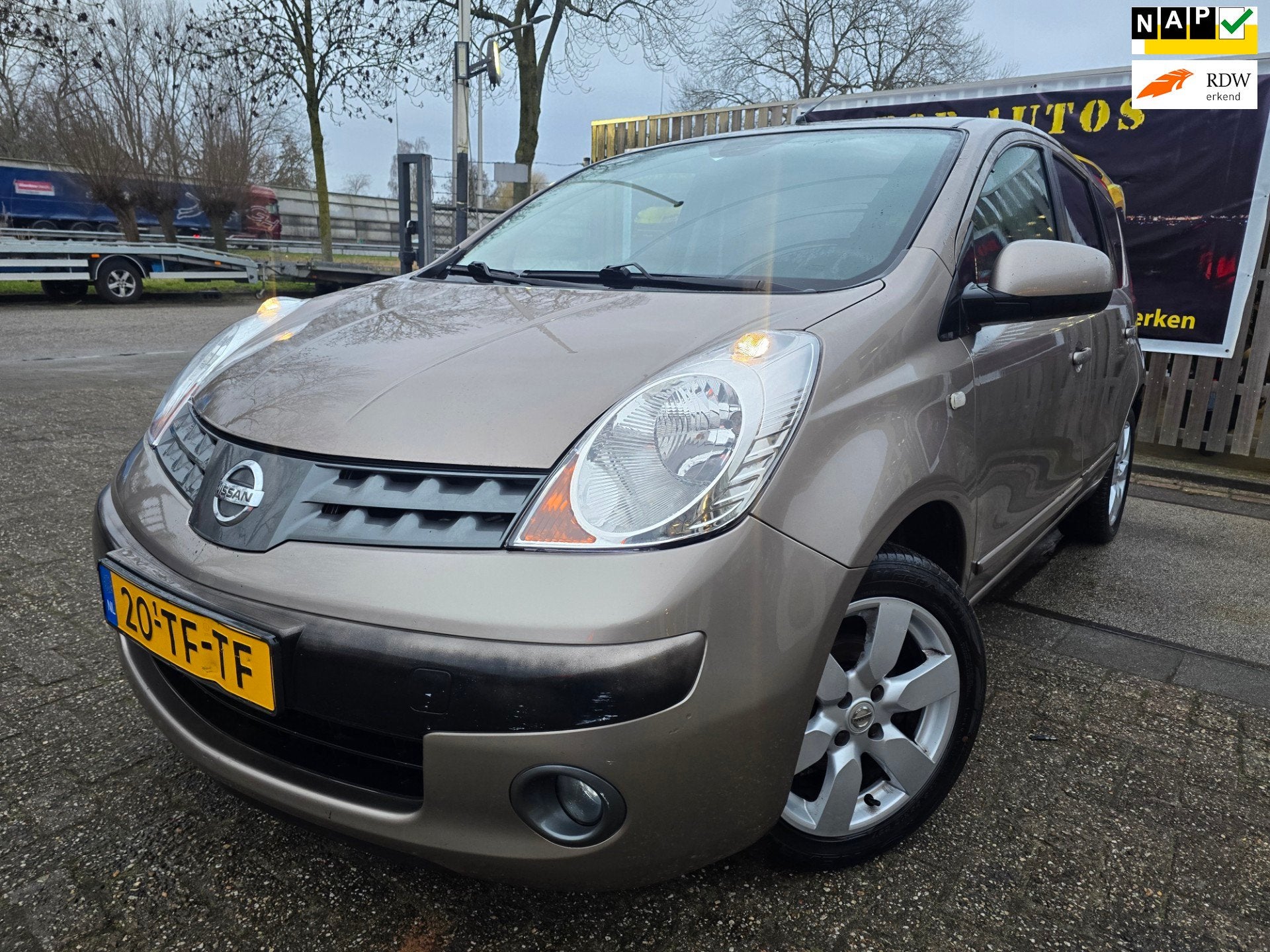 Nissan Note 1.6 First Note/1e eigenaar/nap/airco/apk trekhaa, Voorwielaandrijving, 15 km/l, Gebruikt, 4 cilinders