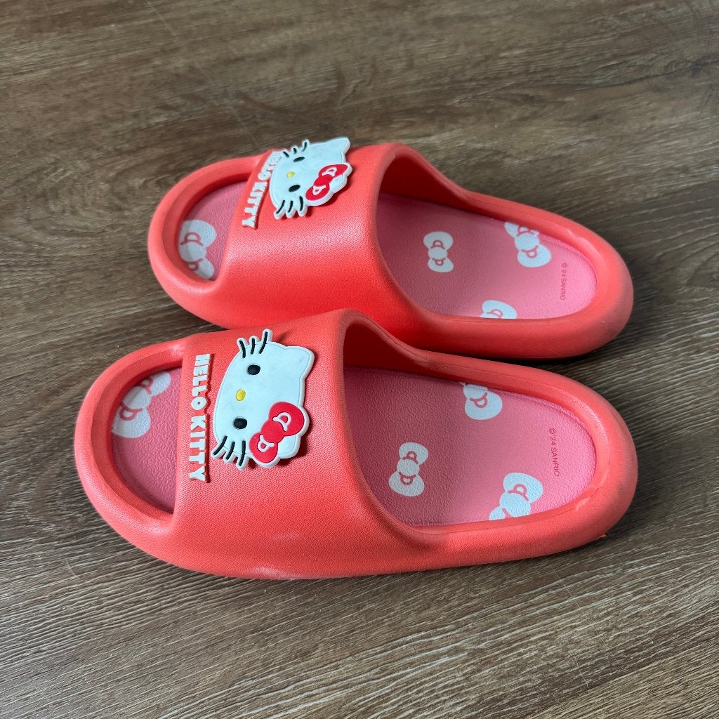Rode Hello Kitty Slippers (maat 37 / 37,5 / 38), Slippers, Hello Kitty, Ophalen of Verzenden, Zo goed als nieuw