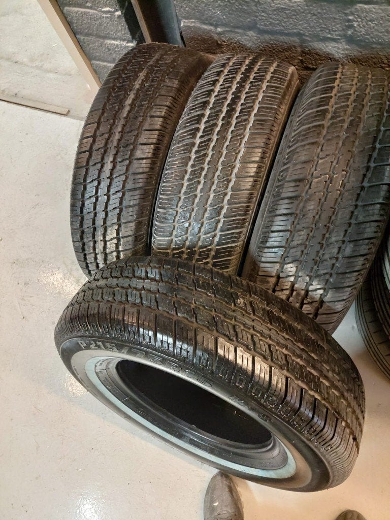 Banden chevrolet, Ophalen, 215 mm, 15 inch, Nieuw