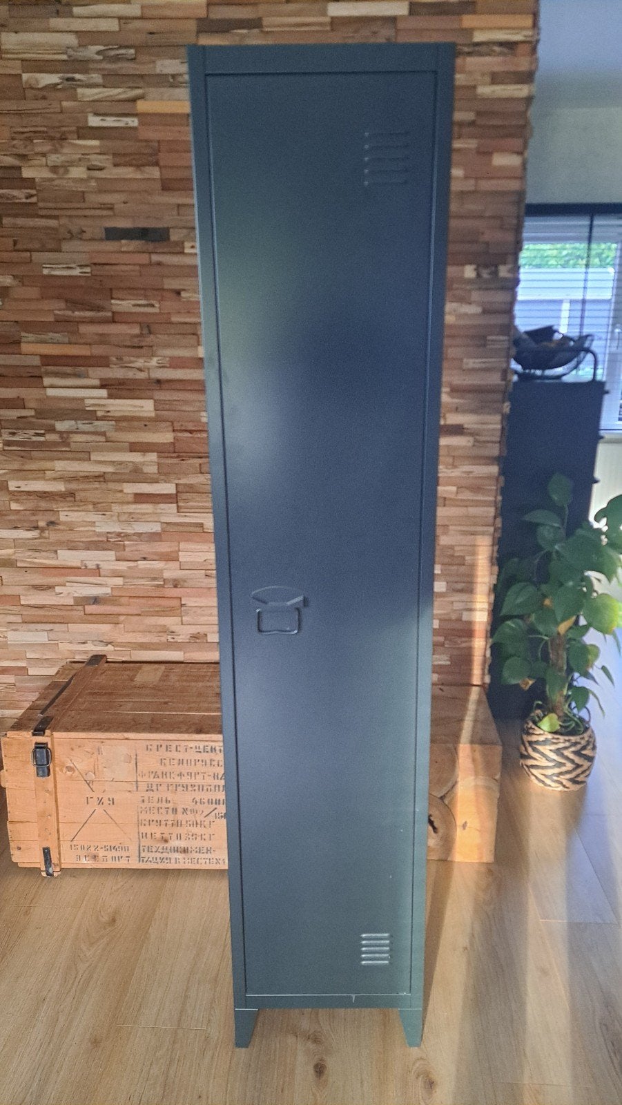 Kwantum Lockerkast Antraciet - H180xB38xD38cm, Ophalen