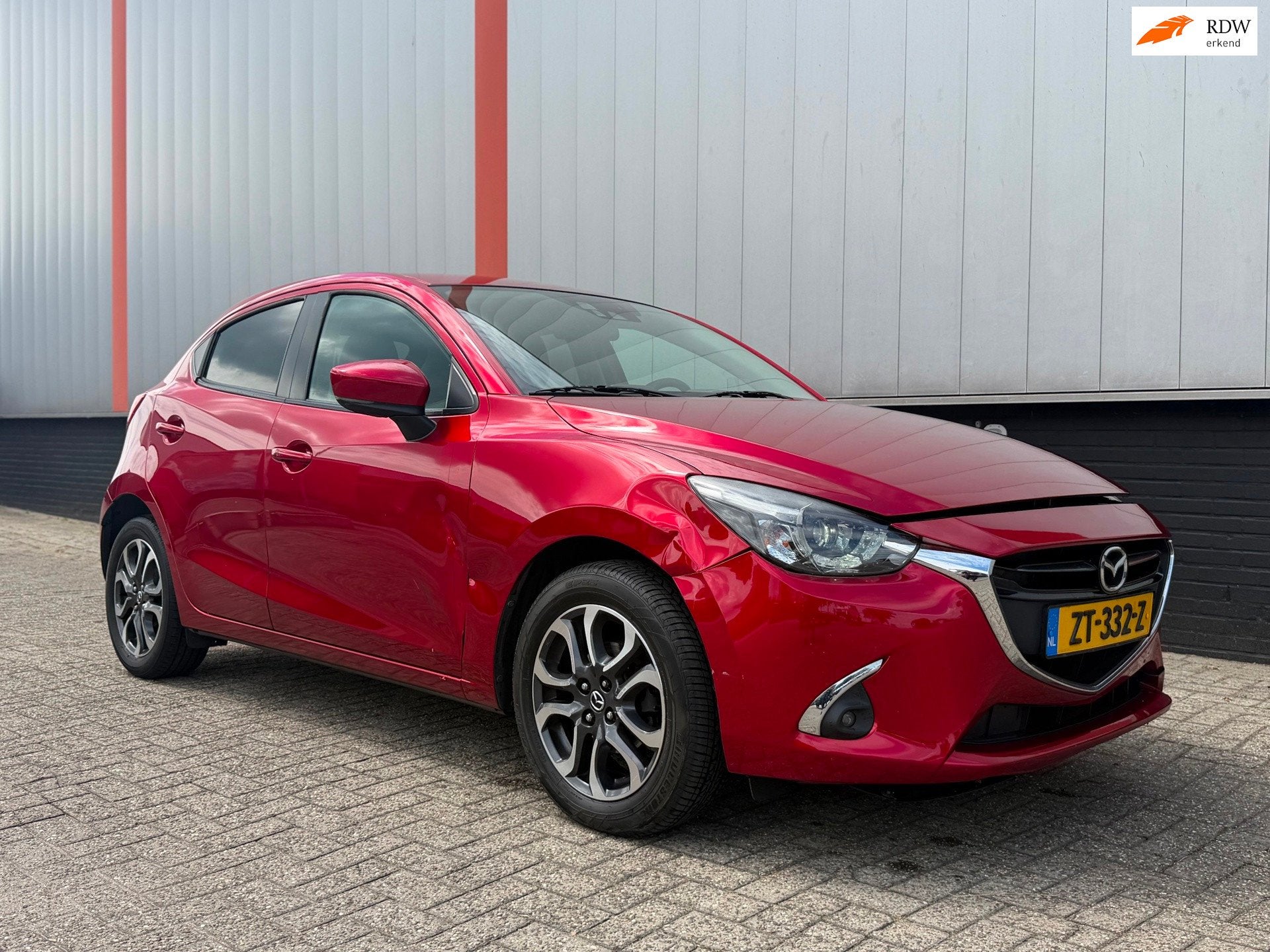 Mazda 2 1.5 Skyactiv-G GT-M NAP AUTOMAAT, Automaat, Mazda, Hatchback, Rood