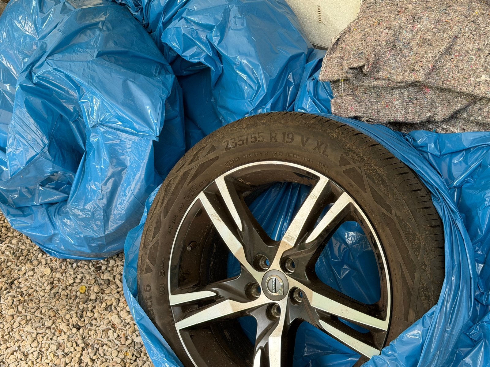 19inch originele volvo velgen (incl banden), Banden en Velgen, 235 mm, Zomerbanden, Ophalen