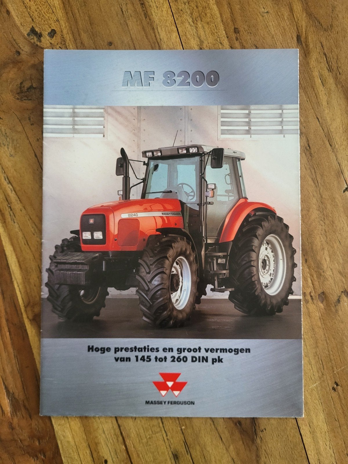 tractor folder Massey Ferguson 8200, Boeken, Ophalen of Verzenden, Zo goed als nieuw