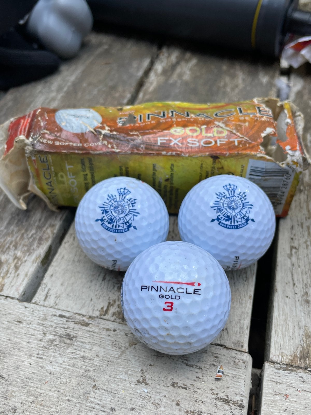 Pinnacle Gold FX Soft Golfballen (3 stuks), Sport en Fitness, Ophalen, Gebruikt, Bal(len), Overige merken