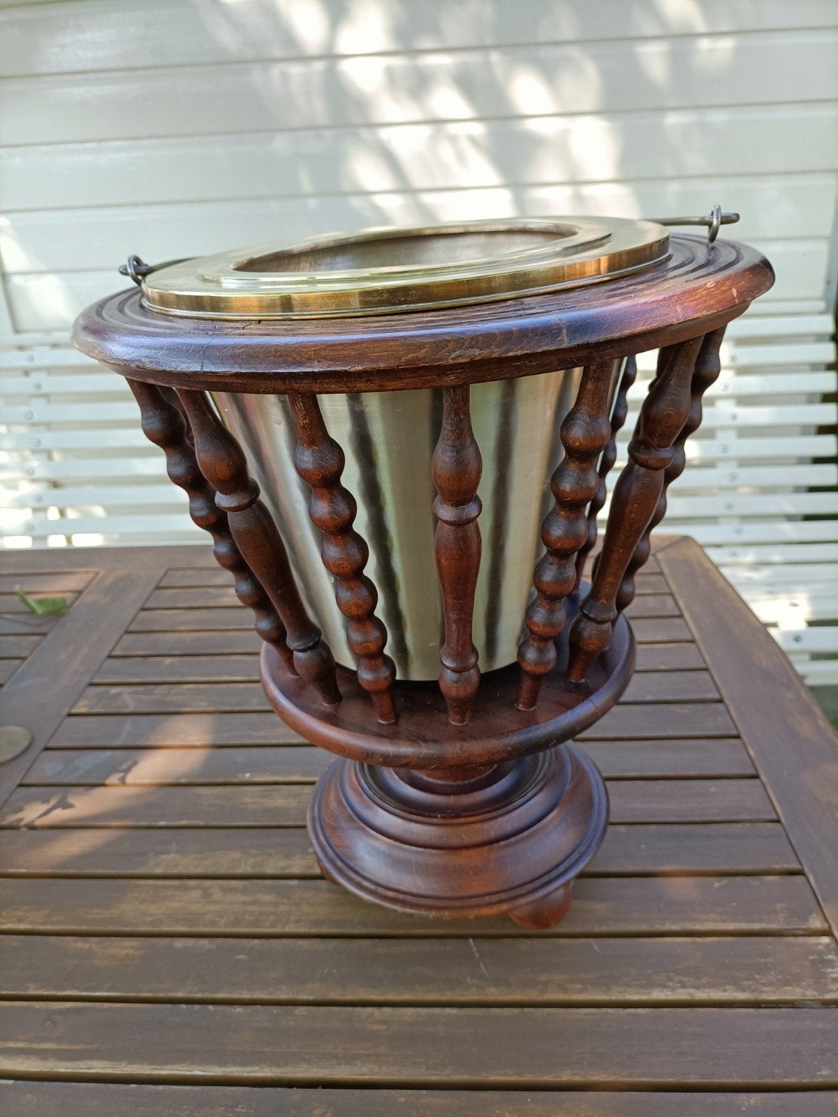 houten plantenbak met messingring, Ophalen