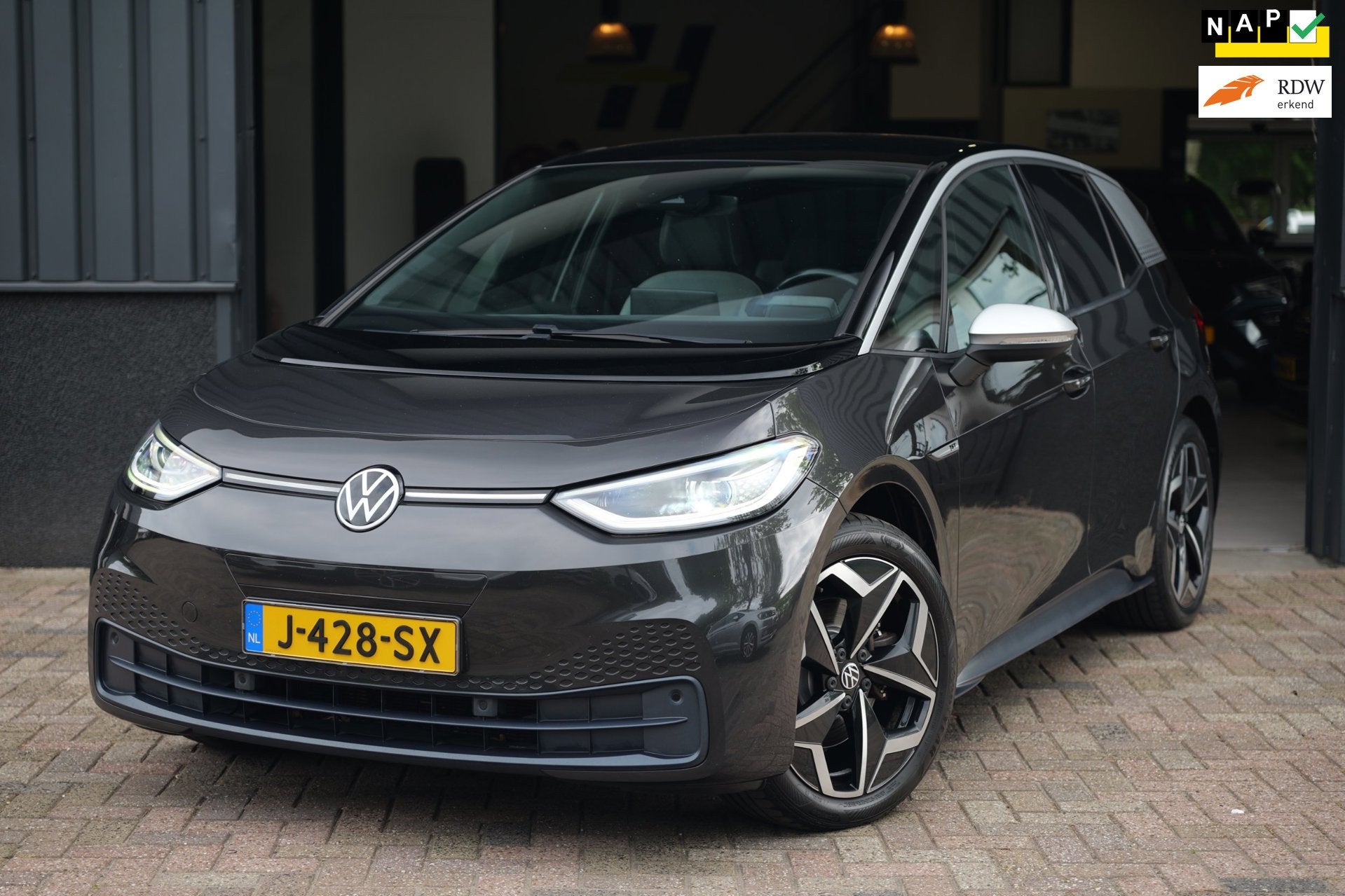 Volkswagen ID.3 First Plus 58 kWh SoH 89%|19 inch|NAP|CarPla, Auto's, Volkswagen, Automaat, 966 min, Gebruikt, ID.3