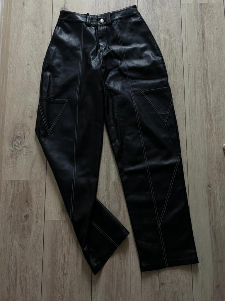 Manière de voir, Maat 38/40 (M), Zwart, Nieuw, Ophalen of Verzenden
