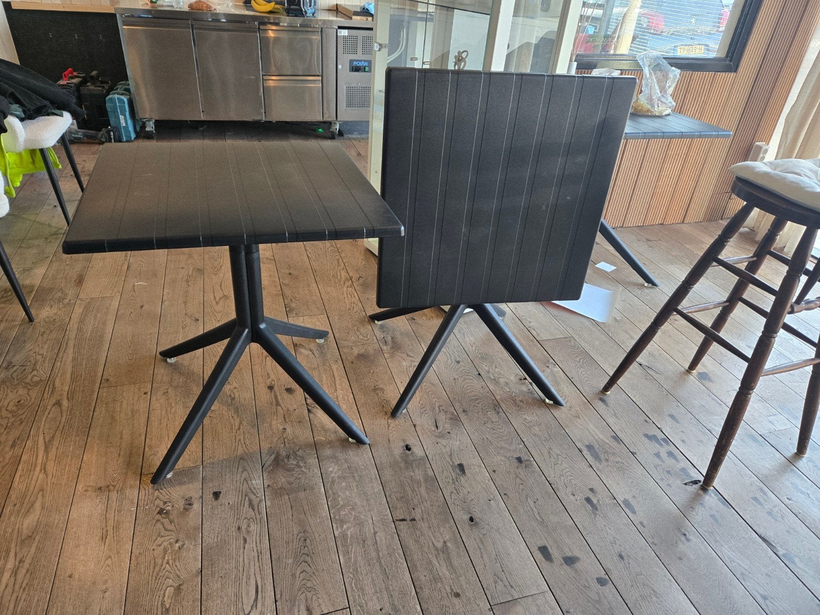 Compacte vierkante balkontafel 70x70 cm, Tuin en Terras, Ophalen, Gebruikt, Vierkant, Metaal