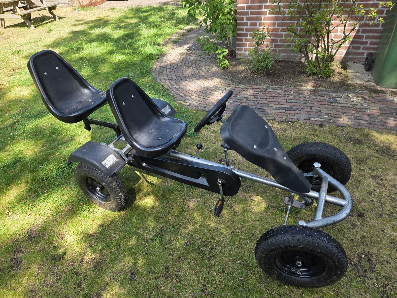 Skelter met vrijloop en duozit, Ophalen