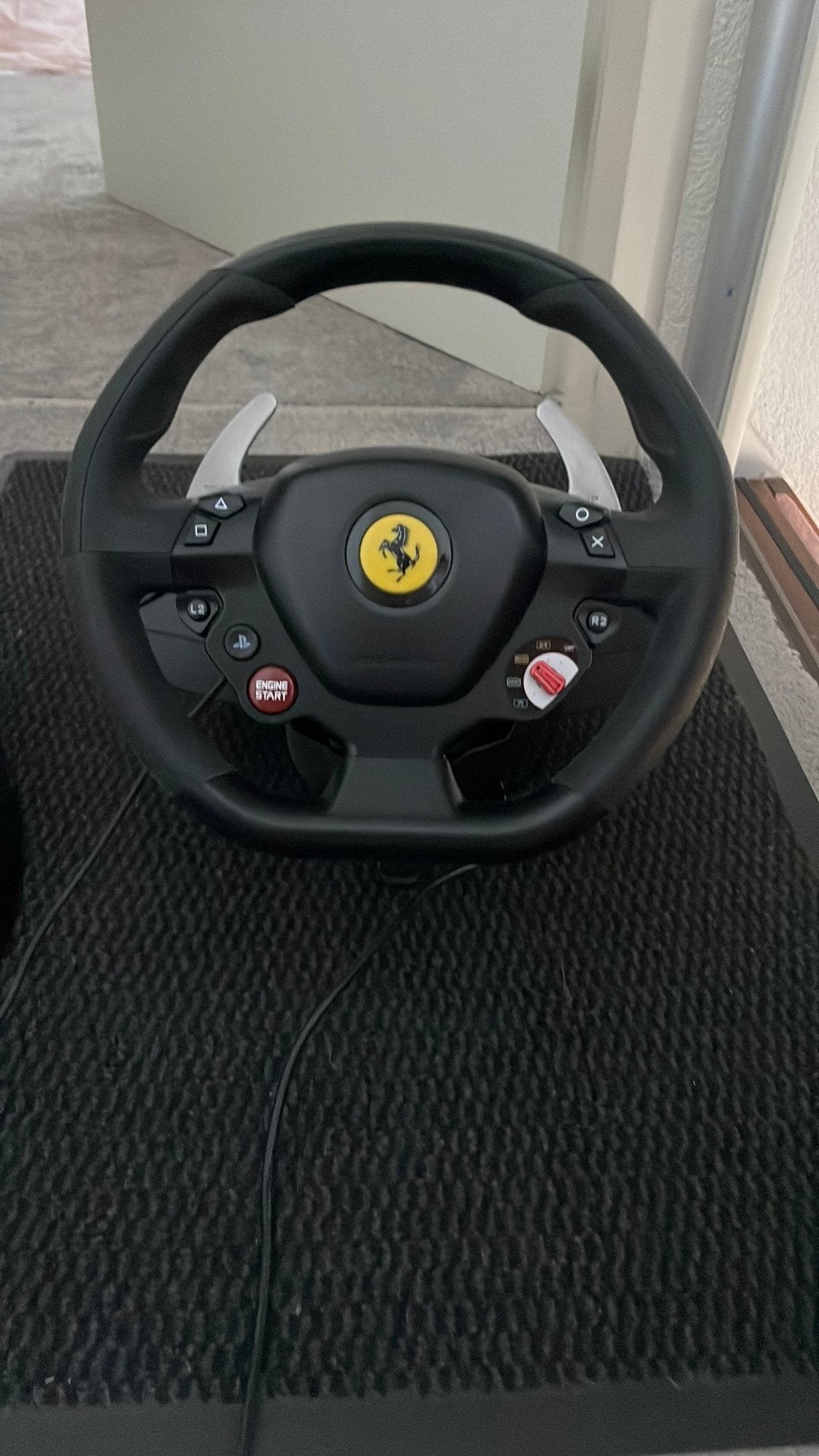 Thrustmaster Ferrari gaming stuur, Spelcomputers en Games, Ophalen, Gebruikt, Stuurtje of Sportattribuut
