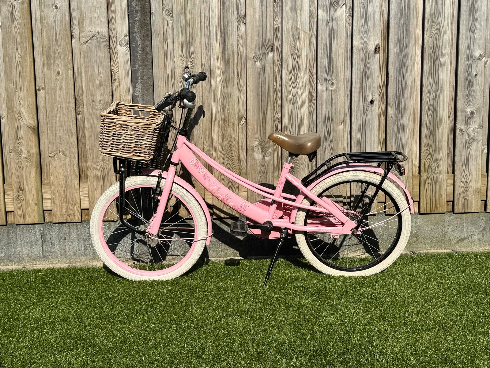 Roze Popal Lola kinderfiets 20 inch met mandje, Ophalen, Gebruikt, Terugtraprem, 20 inch of meer