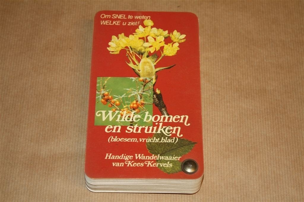 Handige wandelwaaier. Wilde bomen en struiken., Ophalen of Verzenden, Gelezen, Bloemen, Planten en Bomen