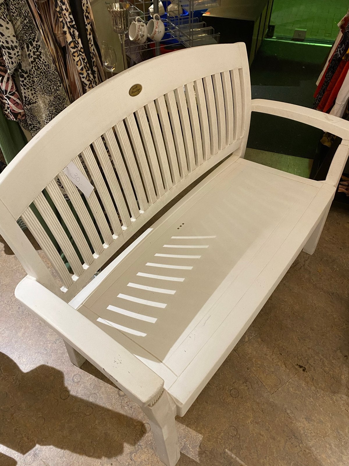 Witte kunsstof tuinbank - Gebogen design, Ophalen, Gebruikt, Hout