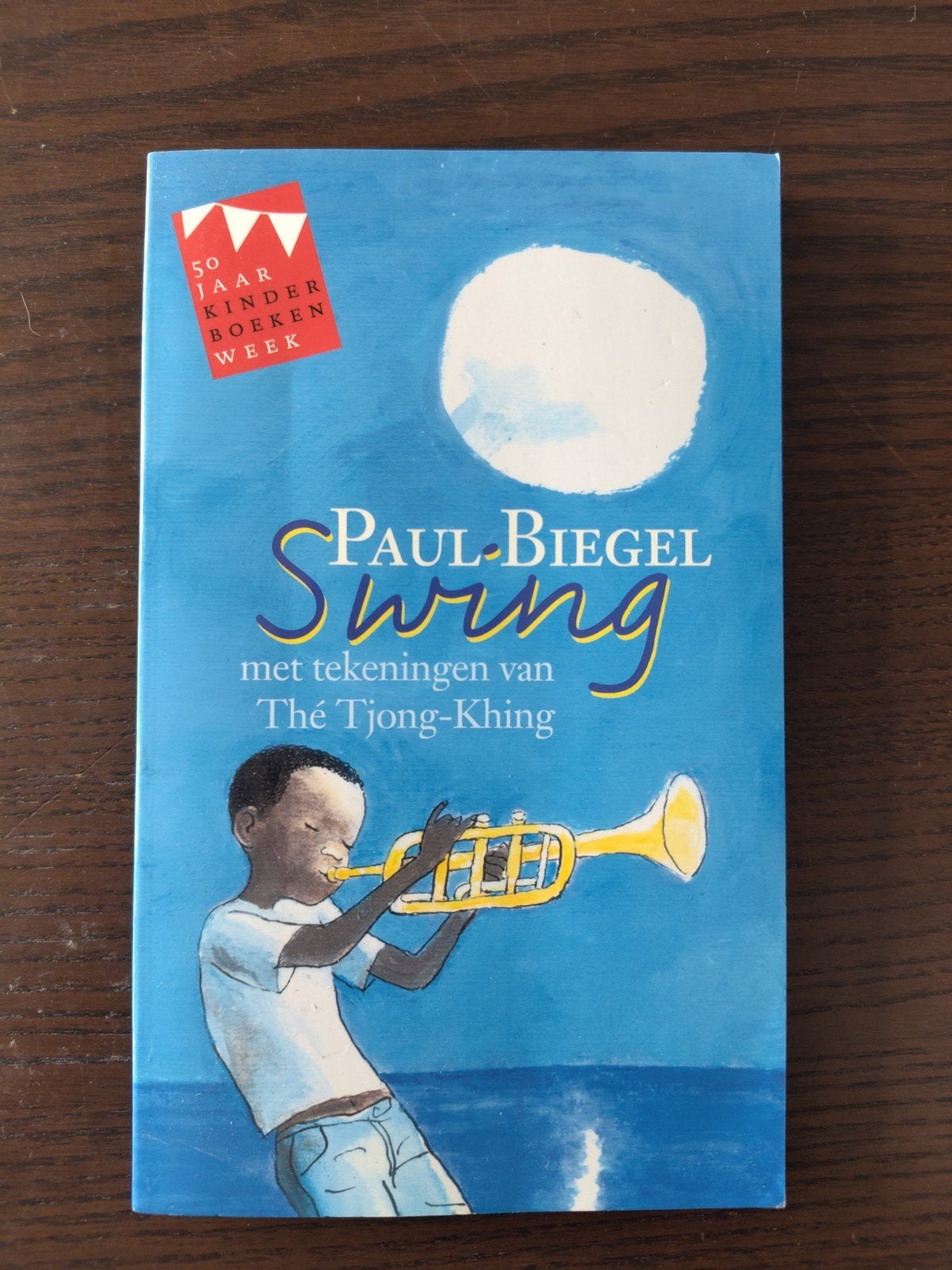 Swing - Paul Biegel (Kinderboekenweek), Boeken, Ophalen of Verzenden, Zo goed als nieuw, Paul Biegel, Fictie algemeen