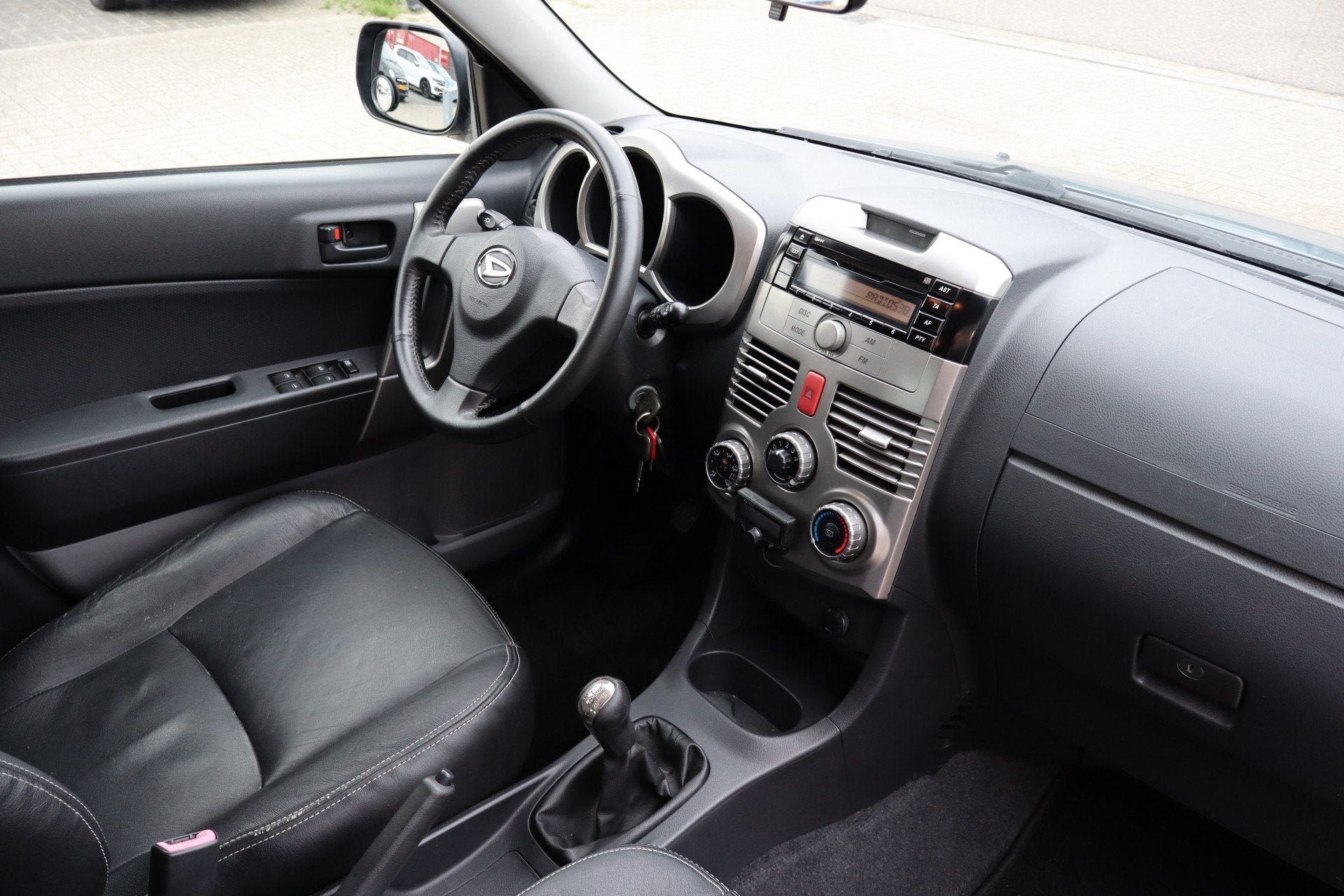 Daihatsu Terios 1.5-16v 4WD Nederlandse auto/Airco/Elektrisc, 1350 kg, Gebruikt, Zwart, 1165 kg