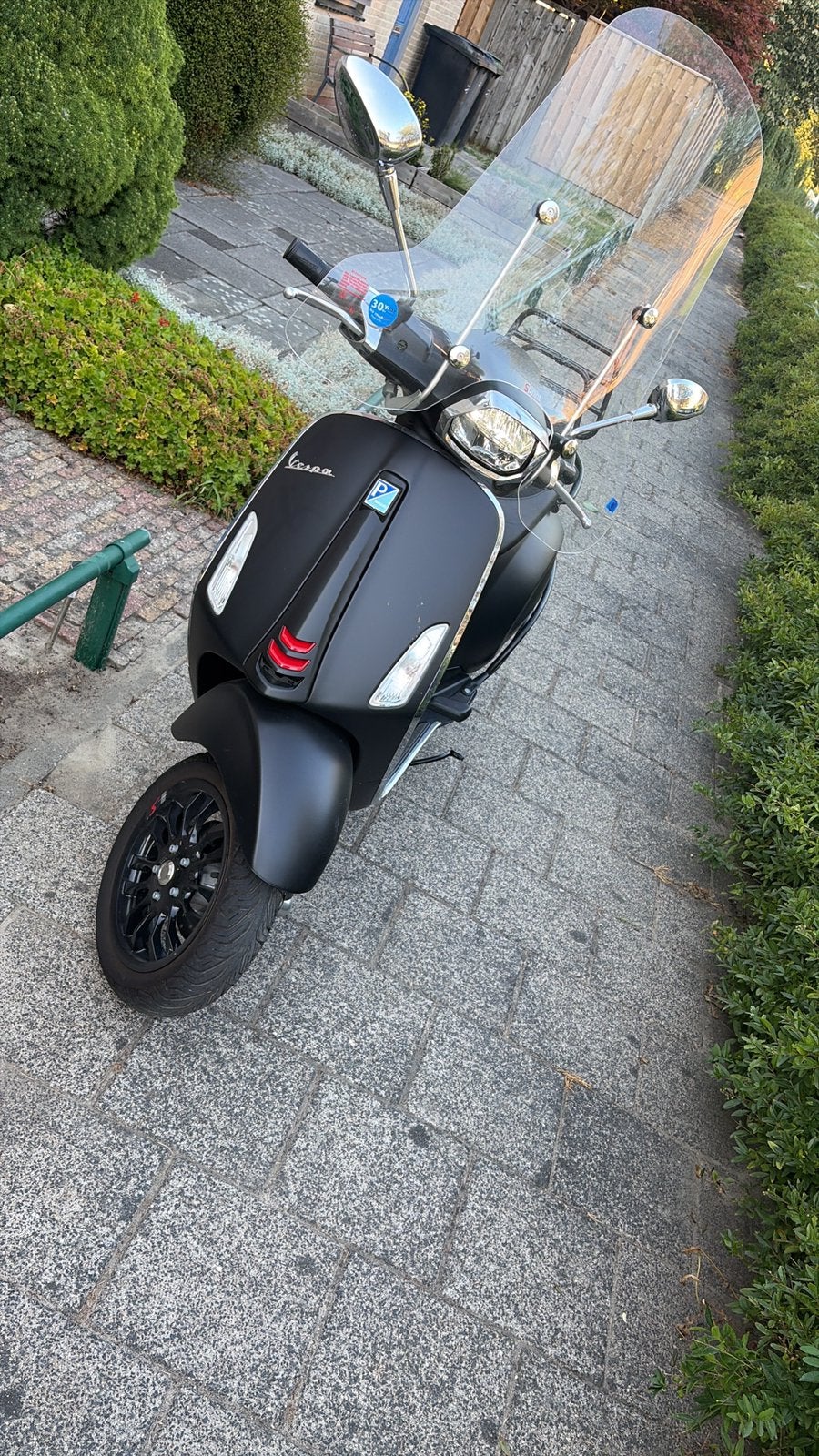 Vespra Sprint 2022 ZGAN zwart, Ophalen, Maximaal 45 km/u, Vespa S, Zo goed als nieuw