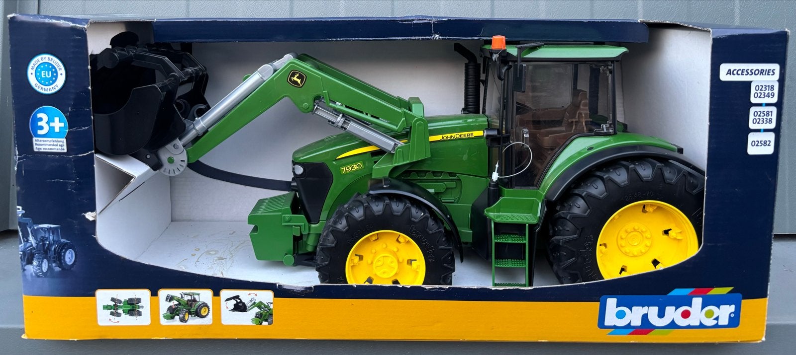 Bruder John Deere 7930 Tractor met voorlader, Hobby en Vrije tijd, Ophalen of Verzenden, Nieuw, Tractor of Landbouw