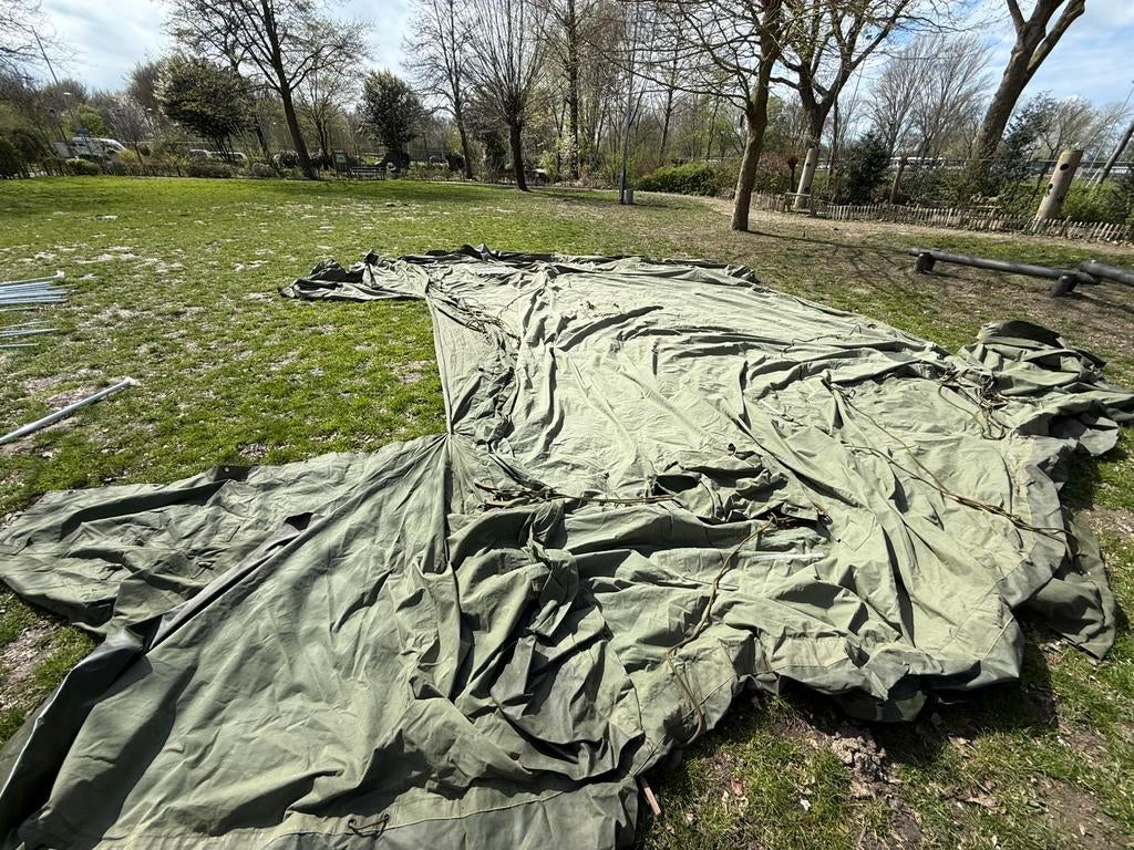 Boogtent legertent, Ophalen of Verzenden, Zo goed als nieuw, 15 m² of meer, Zeil