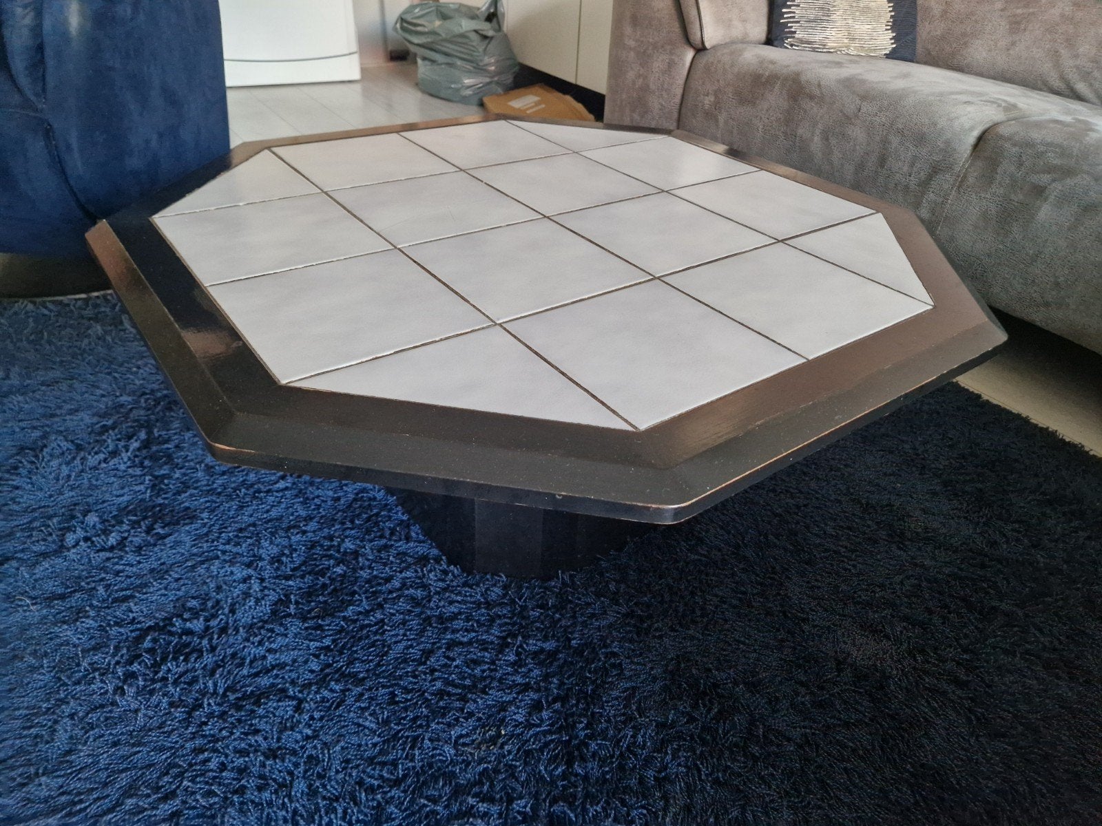 Zeshoekige salontafel met tegels, kleine beschadiging, Gebruikt, Overige vormen, Minder dan 50 cm, Vintage, Jaren '70