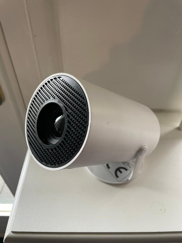 Nieuwe Mini Beamer / Smart Projector 4K WiFi Netflix YouTube, Ophalen of Verzenden, Zo goed als nieuw