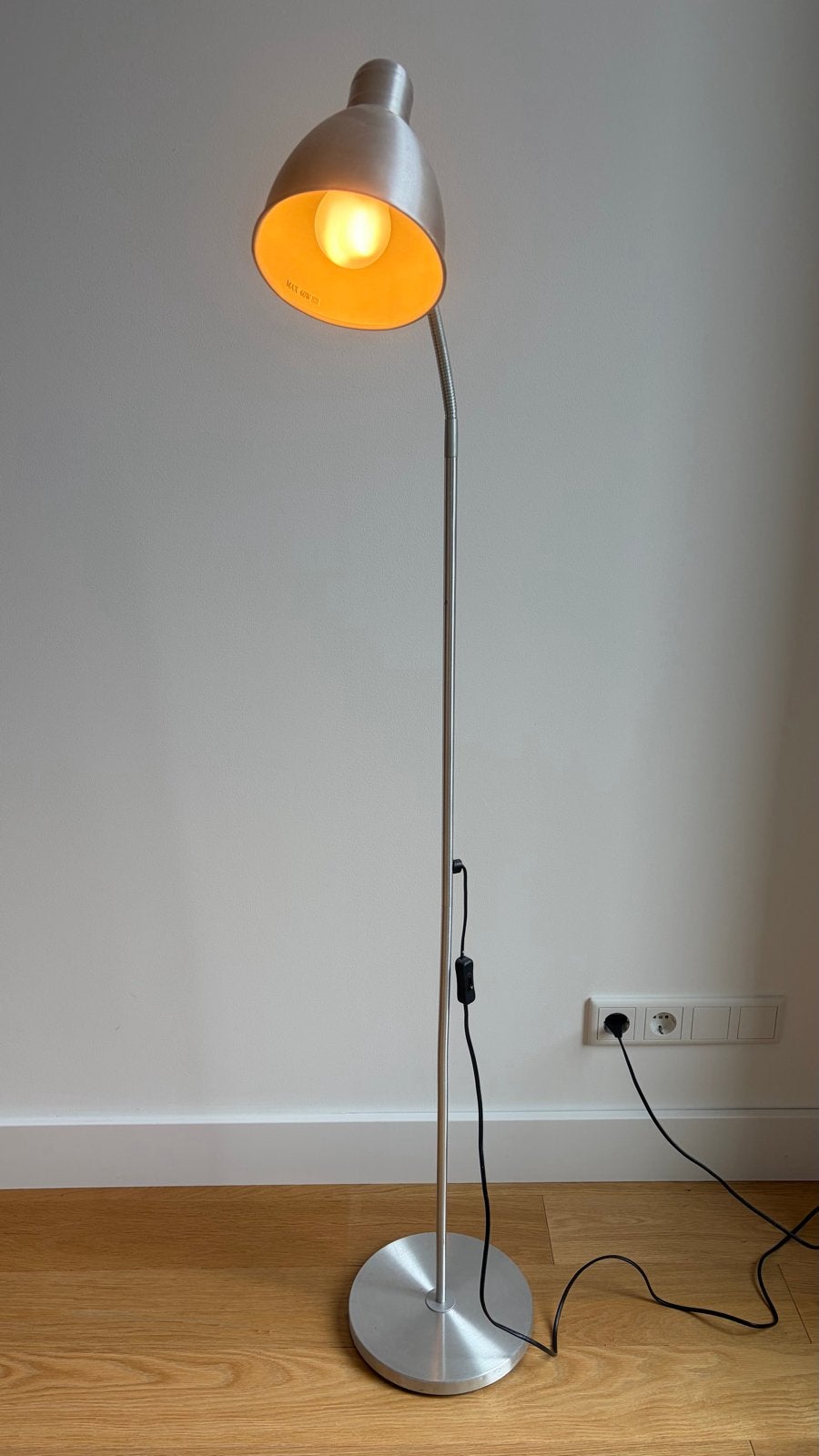 IKEA LERSTA Floor/reading lamp, aluminium chrome effect, Ophalen, Gebruikt, 100 tot 150 cm, E27 (groot)