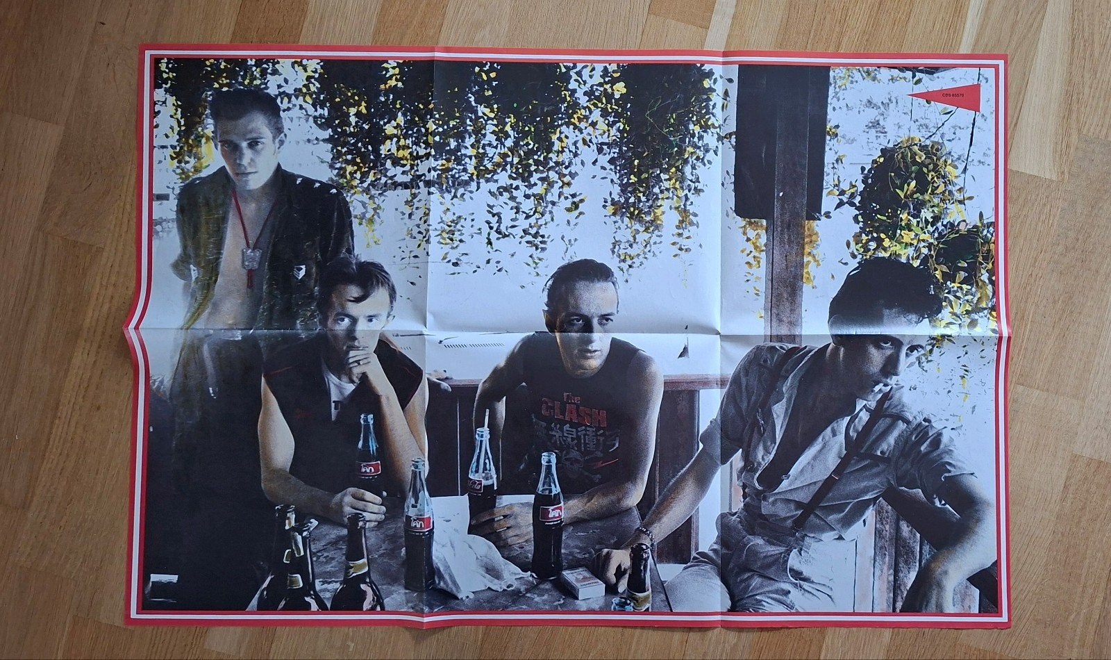 Poster The Clash  van Combat Rock uit 1982, Rechthoekig Liggend, Ophalen of Verzenden, Zo goed als nieuw, A1 t/m A3