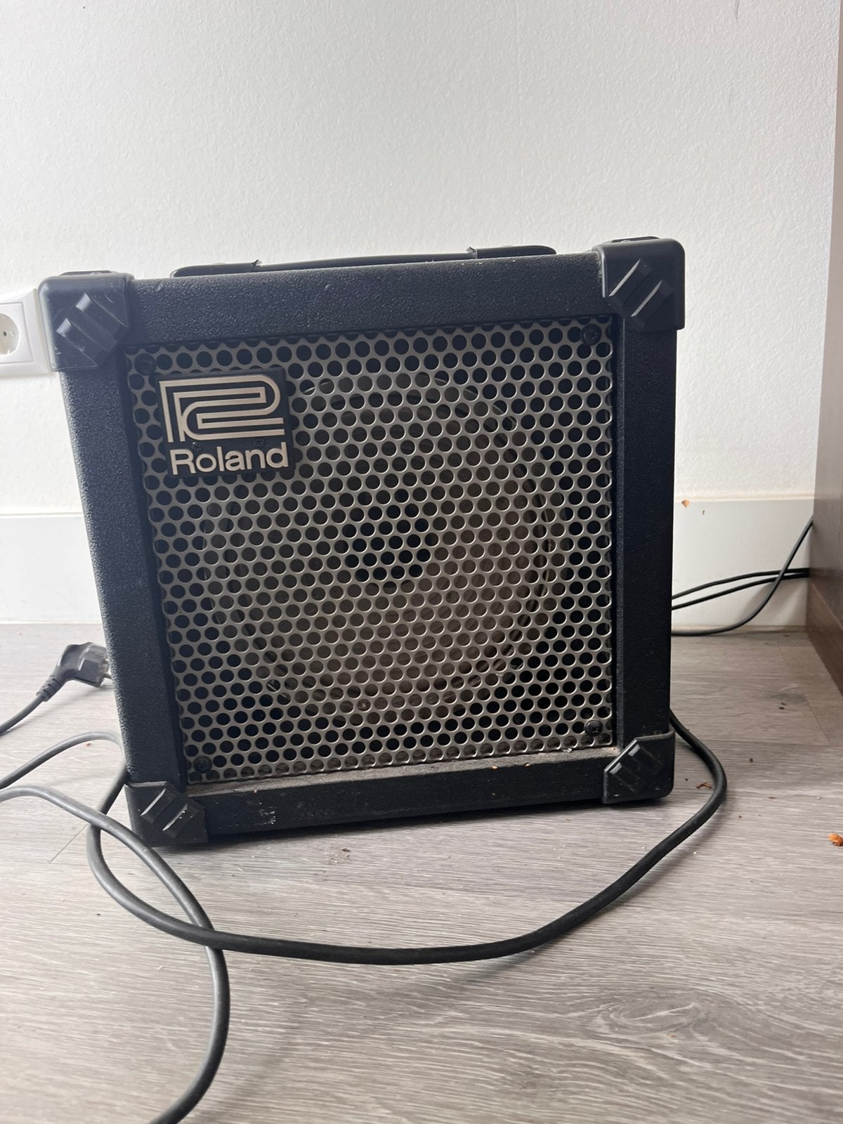 Roland cube 15 - gitaarversterker, Muziek en Instrumenten, Ophalen of Verzenden, Zo goed als nieuw, Minder dan 50 watt