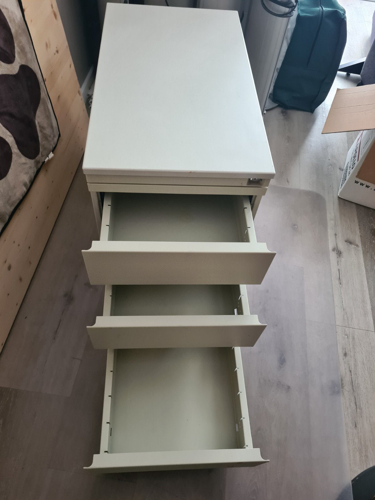 Gratis metalen ladekastje voor onder bureau/schuur/garage, Minder dan 50 cm, Gebruikt, Ophalen of Verzenden, 3 of 4 laden