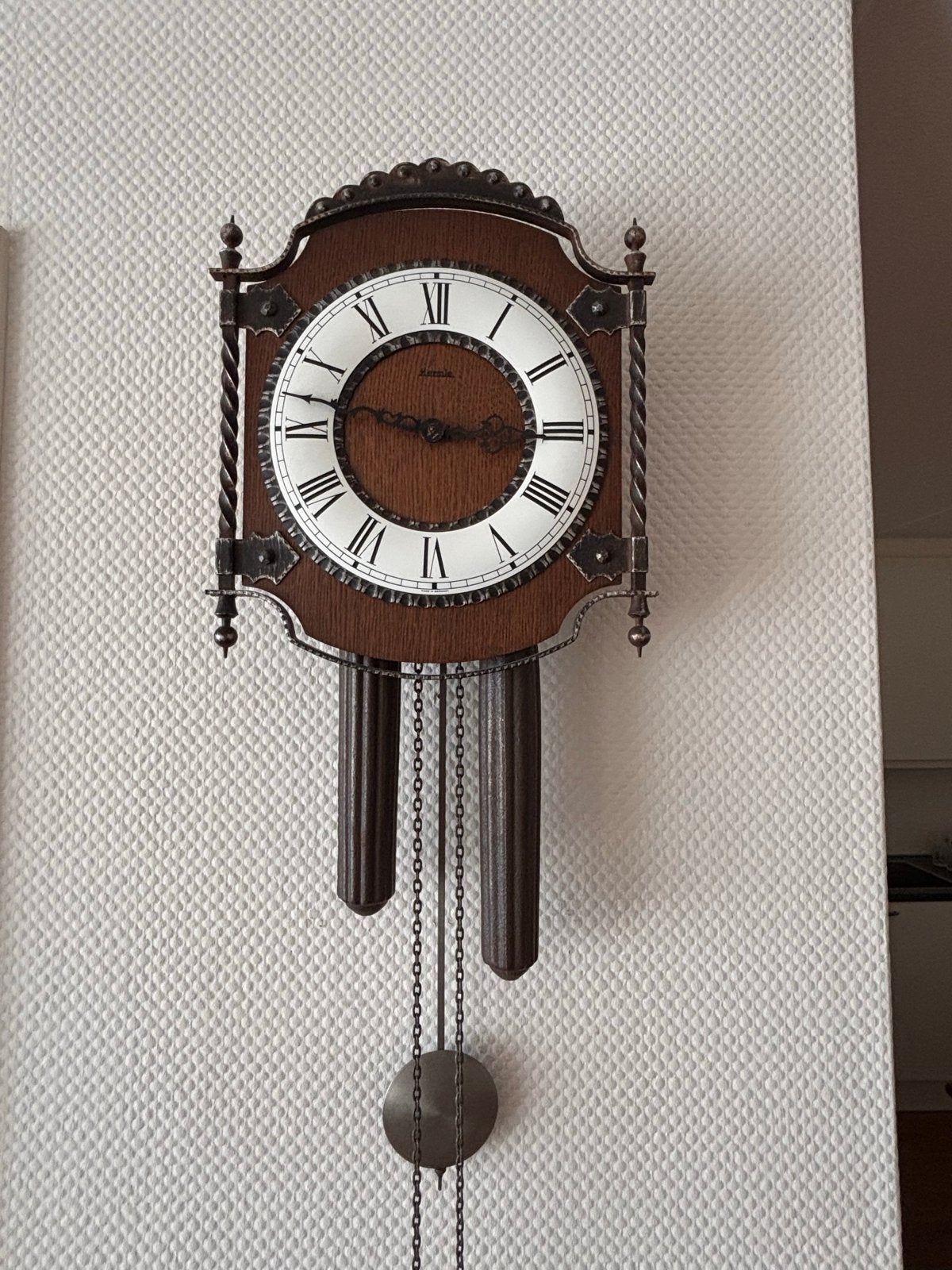 Hermle Antieke houten wandklok met slinger en gewichten, Antiek en Kunst, Antiek | Klokken, Ophalen