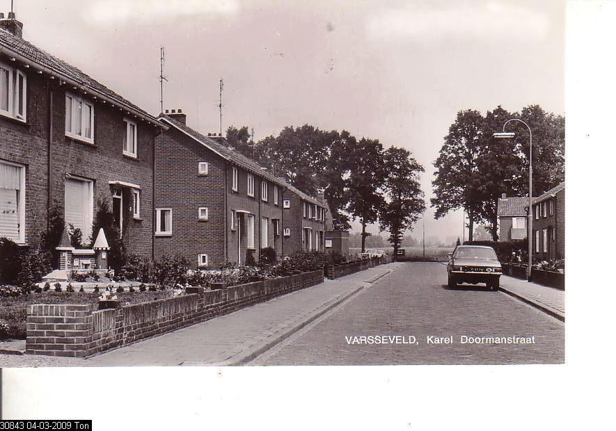 Ansichtkaart	Varsseveld	Karel Doormanstraat, Verzenden, 1940 tot 1960, Ongelopen, Gelderland
