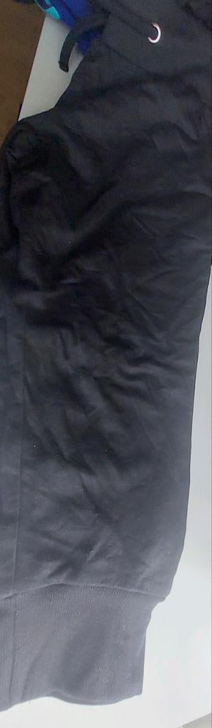 Mooie Zwarte Capri joggingbroek maat M sportbroek, Kleding | Dames, Ophalen of Verzenden, Zo goed als nieuw, Zwart, Overige typen