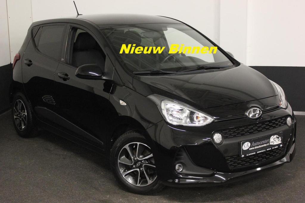 Hyundai i10 GO BLACK*STOEL+STUURVERWARMING*1E EIGENAAR*, Euro 5, Stof, Gebruikt, Met garantie (alle)