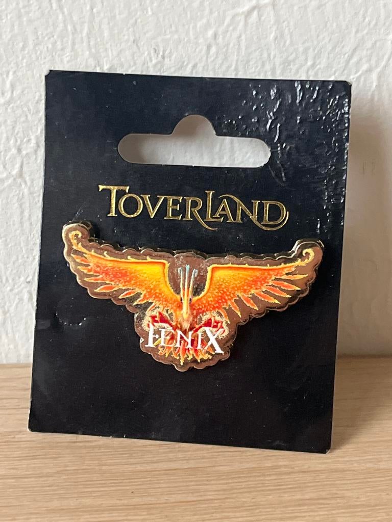 Toverland Fenix Pin - Nieuw in verpakking, Gebruikt, Ophalen of Verzenden, Speldje of Pin, Nvt